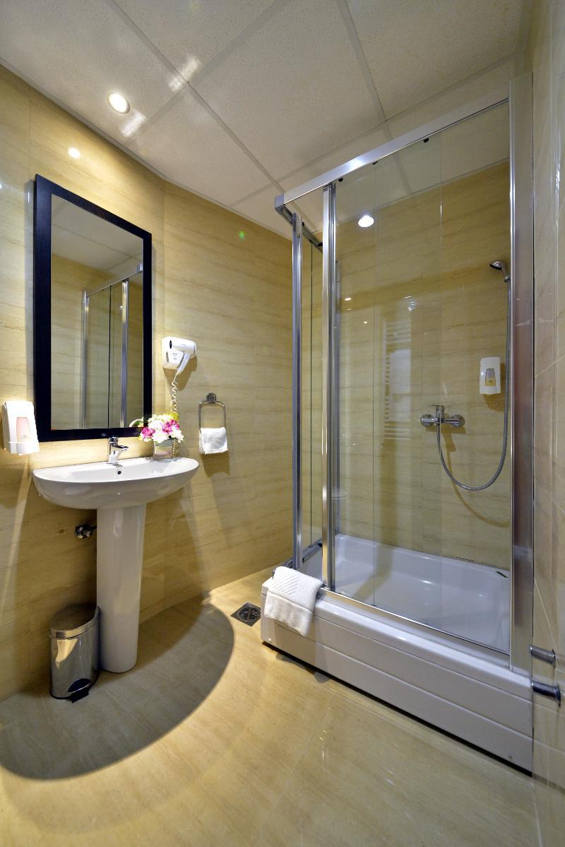 Hotel Zelengora Крагуевац Екстериор снимка